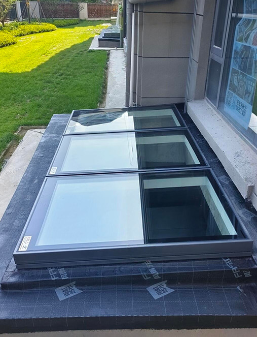 Energy Efficient Triple Glazed Aluminium Roof Windows price