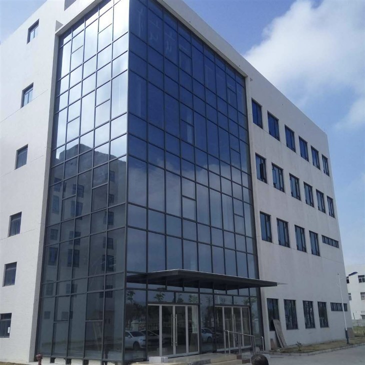 หน้าต่างผนังม่านกระจก